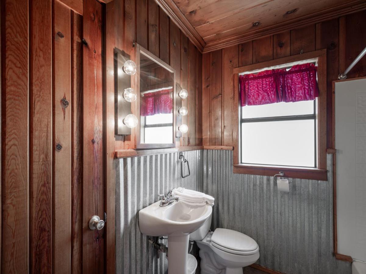 Alpine Cabin, 3 Bedrooms, Deck, Sleeps 8 Ruidoso Exterior photo