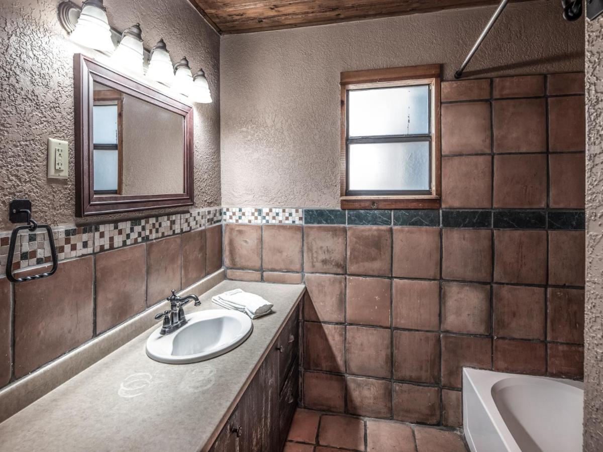 Alpine Cabin, 3 Bedrooms, Deck, Sleeps 8 Ruidoso Exterior photo