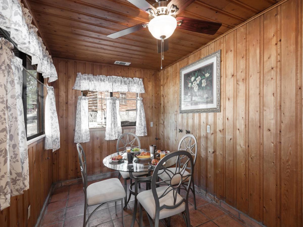 Alpine Cabin, 3 Bedrooms, Deck, Sleeps 8 Ruidoso Exterior photo